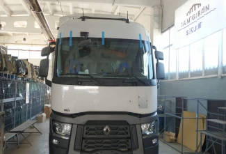 Установка лобового стекла на грузовые автомобили service image:2