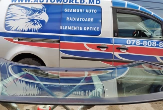 Установка бронированного стекла service image:1